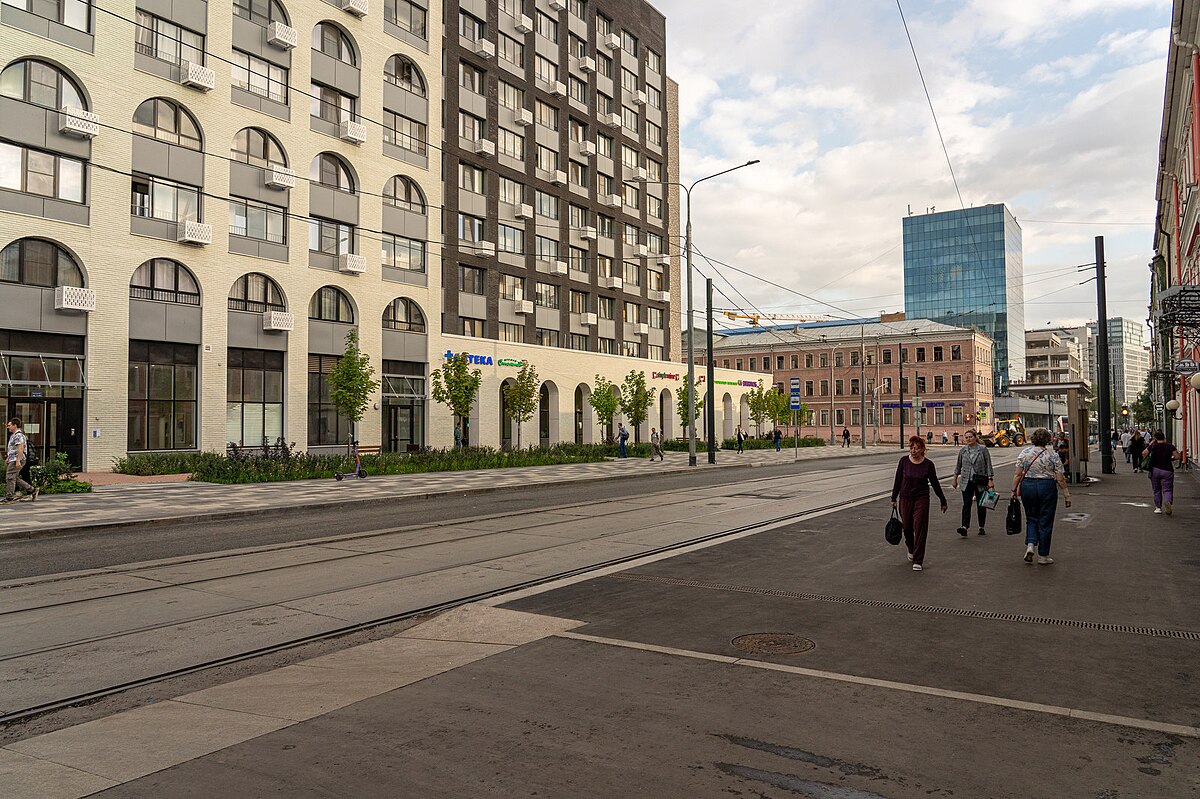 Файл:Baumanskaya street 2023.jpg — Википедия