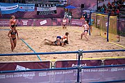 Deutsch: Beachhandball bei den Olympischen Jugendspielen 2018; Tag 5, 10. November 2018; Mädchen, Hauptrunde - Chinese Taipei (Taiwan)-Niederlande 1:2 English: Beach handball at the 2018 Summer Youth Olympics at 11 October 2018 – Girls Main Round – Chinese Taipei (Taiwan)-Netherlands 1:2