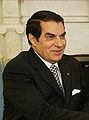 Ben Ali, président de la Tunisie de 1987 à 2011, photographié en 2004.
