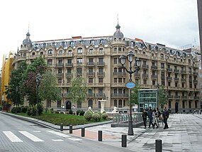 Bilbao - Plaza de Jado 1.jpg