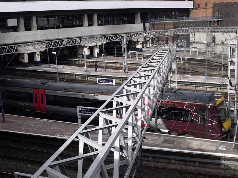 File:Birmingham New Street Station from Queens Drive - platforms - Cross Country train (4388487814).jpg