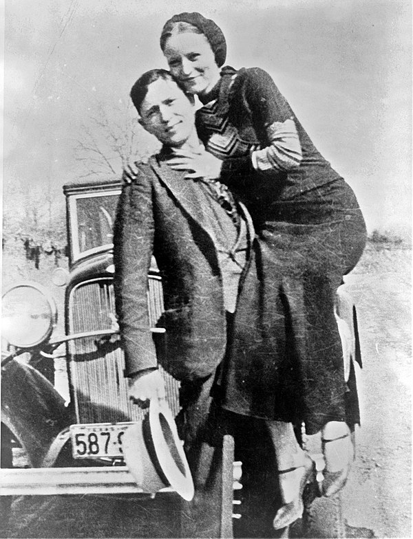 Bonnie and Clyde, photo developed by the Joplin Globe after the shootout
