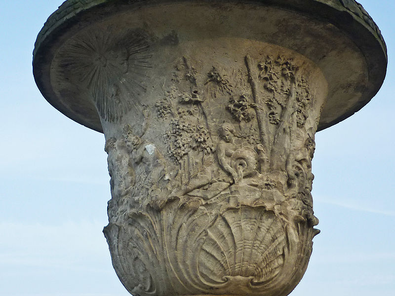 File:Brühl-Vase-SO3.jpg