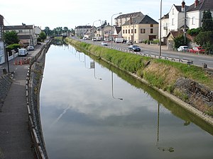 Центральний канал в муніципалітеті Паре-ле-Моньяль.
