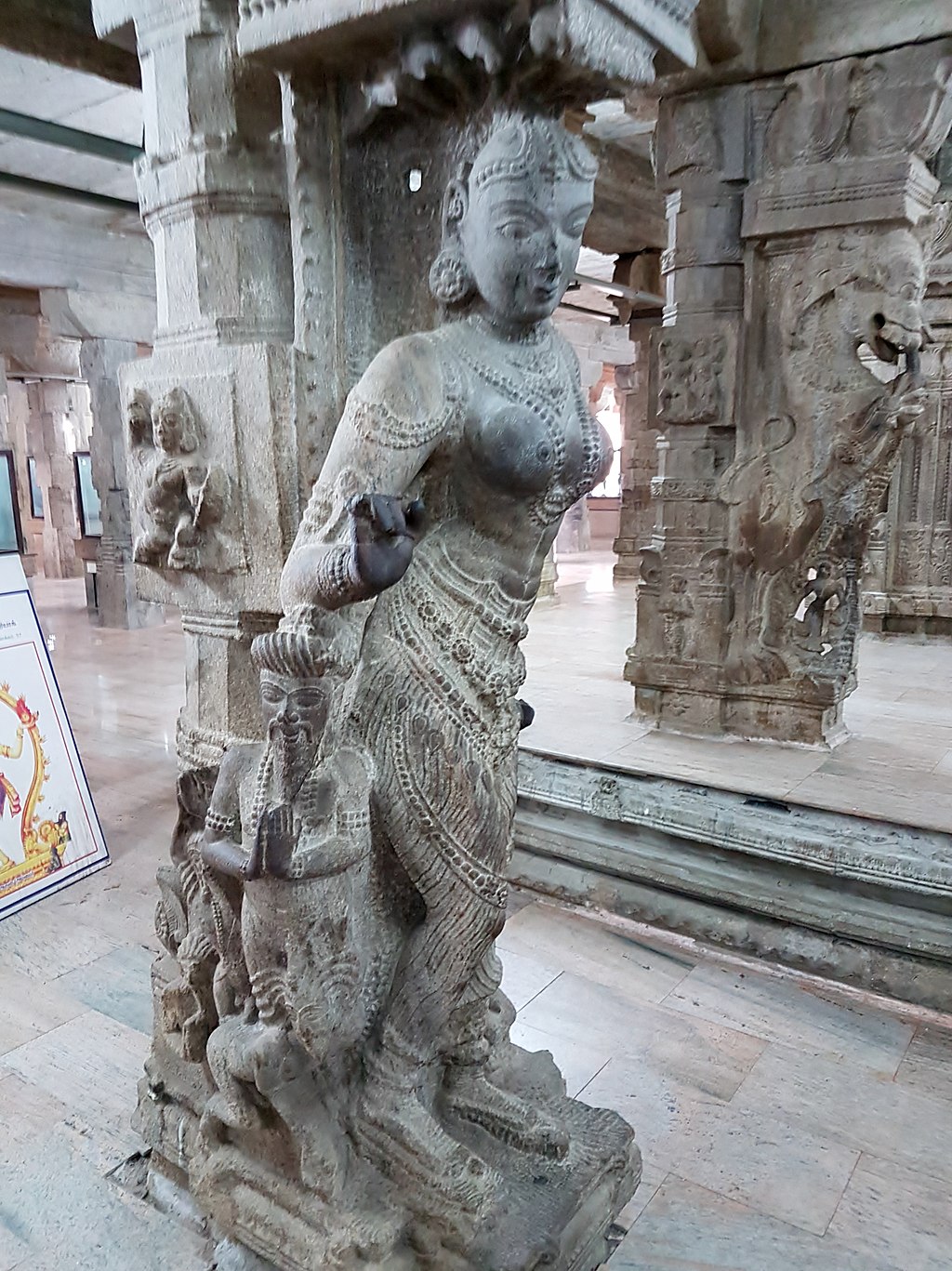 Madurai: Meenakshi Amman Temple Night Ceremony - India | TripNxt
