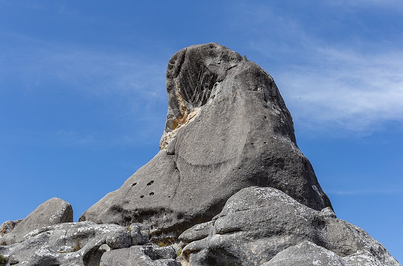 File:Castle Hill, Canterbury, New Zealand 04.jpg