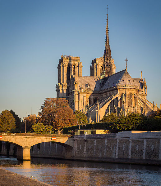 File:Cathédrale Notre Dame, Paris 30 September 2015.jpg