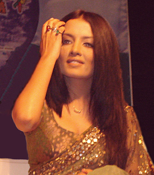 Celina at LA1-crop