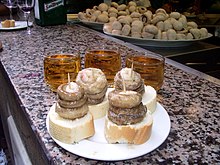 Pincho de champiñones - Gastronomía de España