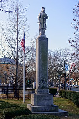 Patung Christopher Columbus, yang didedikasikan 12 oktober 1938 - Chelsea, Massachusetts - DSC09338.jpg