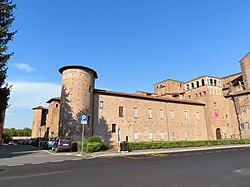 Cittadella Viscontea (Piacenza) - lati nord-ovest e sud-ovest 2022-08-08.jpg