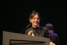 Luengo receiving an award at the CiBRA Festival in Toledo in 2022 Clausura del Festival del Cine y la Palabra (CIBRA) - 52494736857.jpg