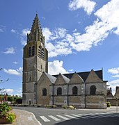 Cloyes - St.-Georgs-Kirche 02.jpg