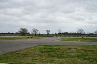 <span class="mw-page-title-main">Commerce Municipal Airport</span> Municipal airport in Commerce, Texas, United States