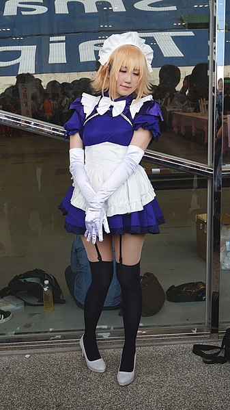 File:Cosplayer of maid Jeanne d'Arc, Fate Grand Order 20190511c.jpg