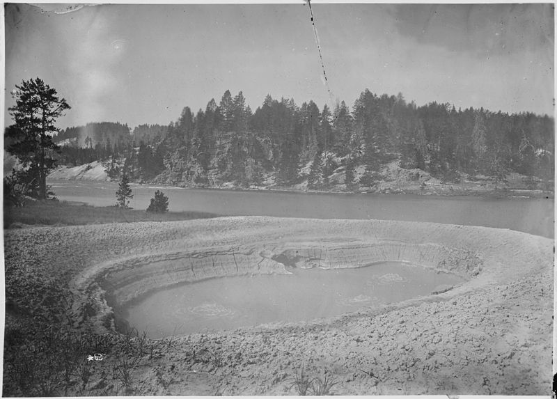 File:Crater of the mud geyser, Yellowstone - NARA - 516703.jpg