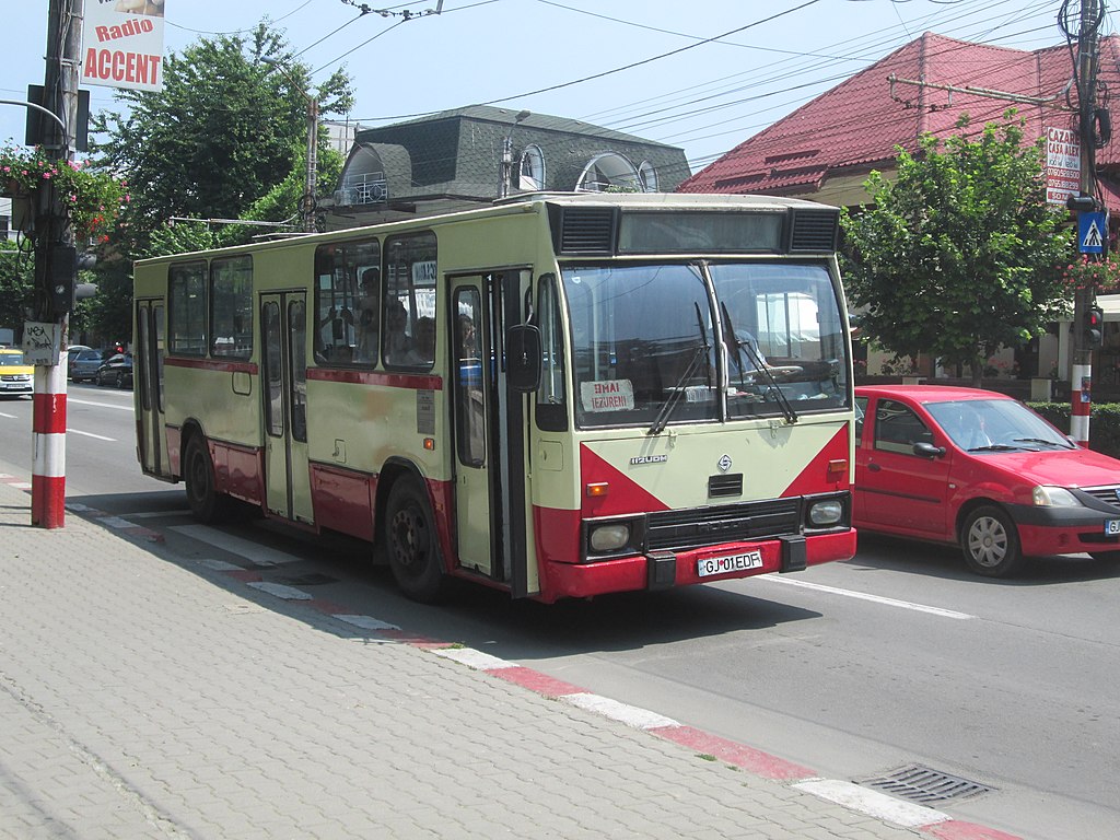 DAC 112 UDM in Târgu Jiu.jpg