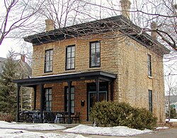 David Luckert House (St Paul, Minnesota - 2008).jpg