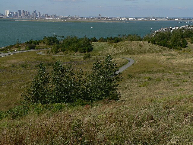 File:Deer_Island_P1110348.jpg