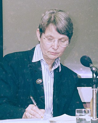 <span class="mw-page-title-main">Christine Lee (academic)</span> English medical researcher
