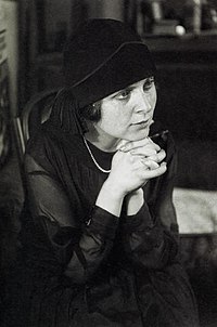 Elsa Triolet 1925.