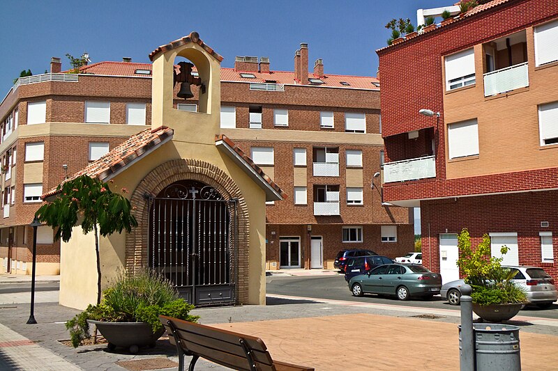 File:Ermita de Santa Eufemia-Villamediana de Iregua-13018.jpg