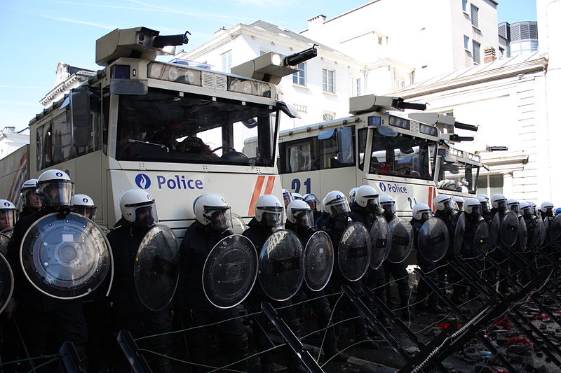 File:Euro-manifestation - Brussels - 24-03-2011 (18).jpg