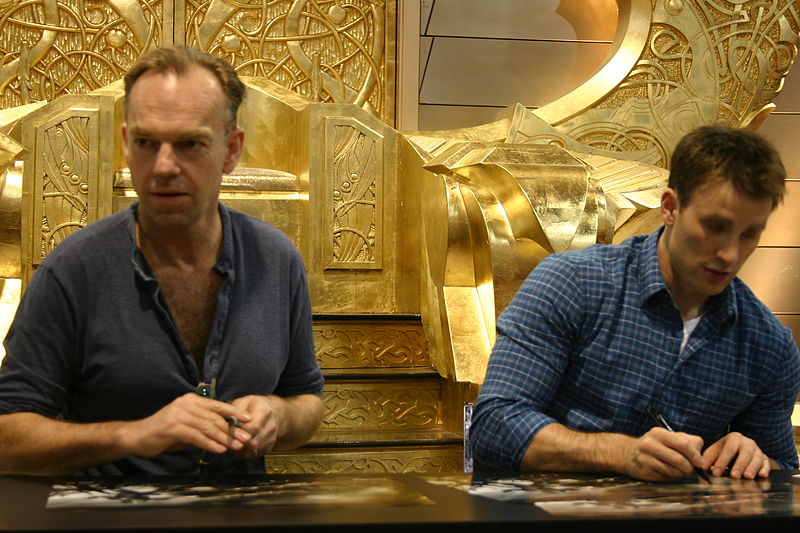 File:Evans Weaving SDCC 2010 2.jpg