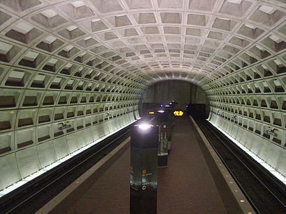 How to get to Federal Triangle Station with public transit - About the place