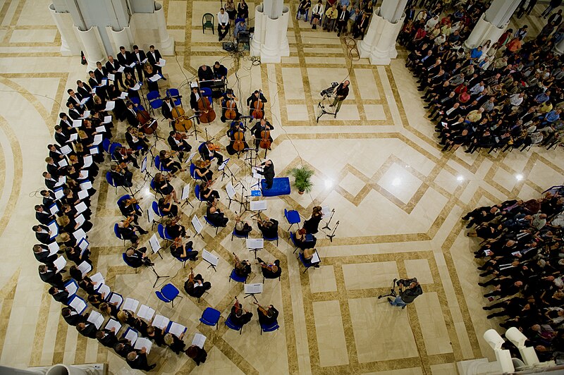 File:Filharmonia e Kosoves.jpg