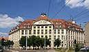 Repartição de impostos de Leipzig I antiga casa de penhores municipal em Wilhelm-Liebknecht-Platz - panoramio.jpg