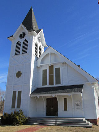 <span class="mw-page-title-main">First Universalist Church (Kingston, New Hampshire)</span> Historic church in New Hampshire, United States