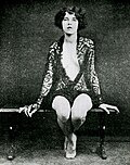 Thumbnail for File:Florence Huntley - Oct 1924 Follies.jpg