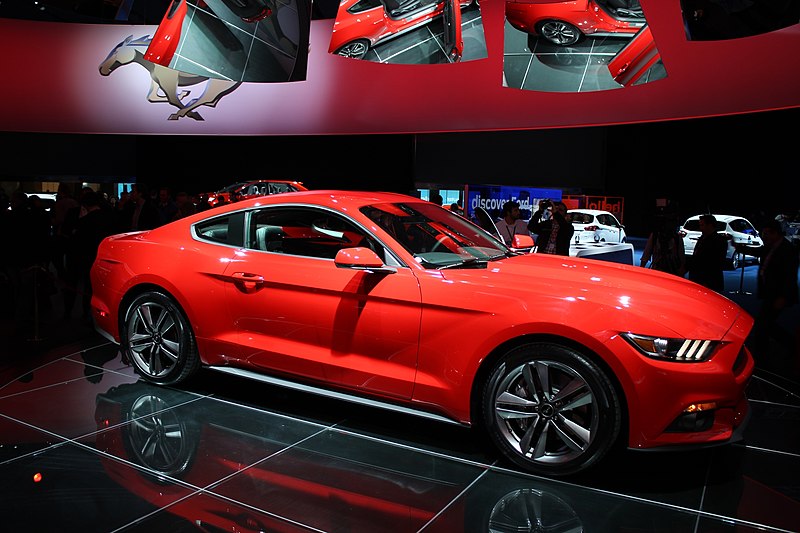 File:Ford Mustang 2013 (11238895076).jpg