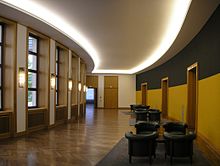 Foyer zu den Außenministersälen (Quelle: Wikimedia)