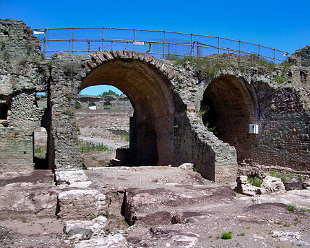 Frejus amphitheatre 01