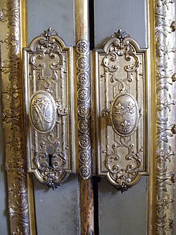 Pair of door knobs in the Galerie dorée de la Banque de France of the Hôtel de Toulouse (Paris)