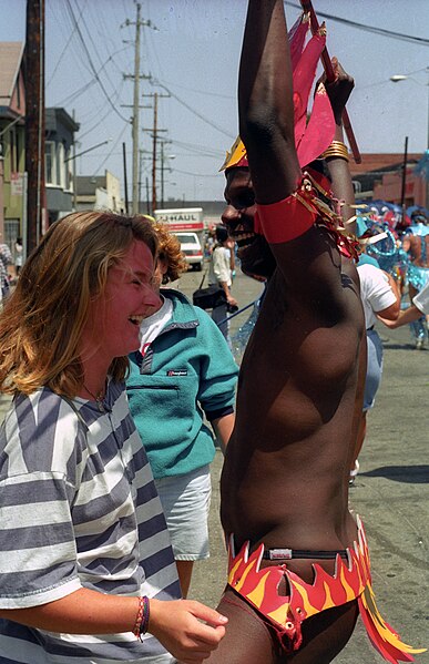 File:Gay San Francisco 1992.jpg