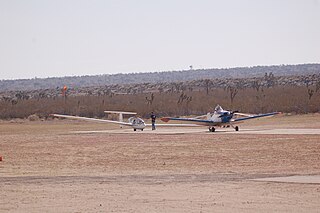 <span class="mw-page-title-main">Crystal Airport (California)</span> Airport