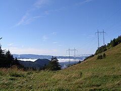 220 kV:n kantaverkkoa.