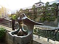 Sculture in un Itō onsen.