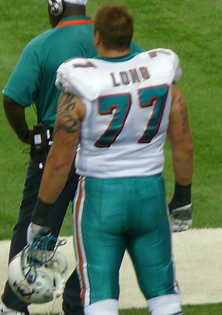 Long with the Dolphins in 2009.