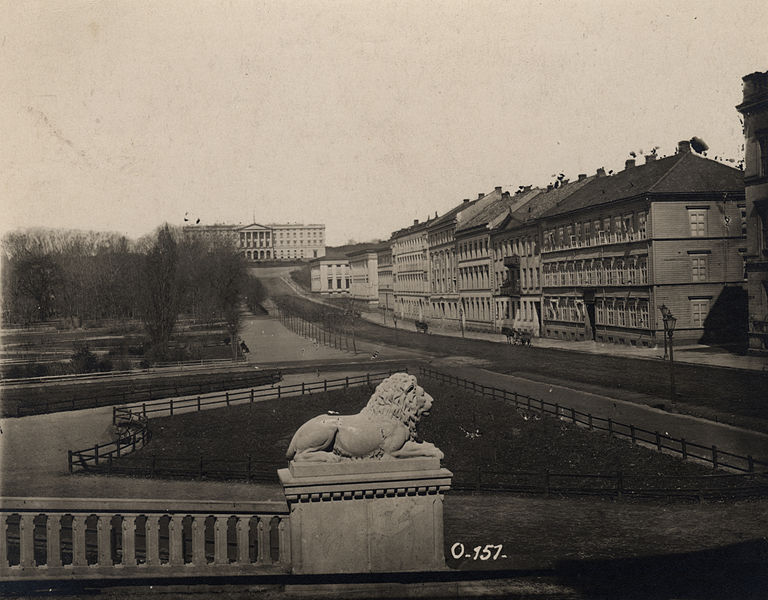 File:Karl Johans gate, Oslo - Riksantikvaren-T001 01 1006.jpg