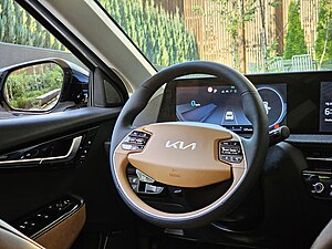 Kia_EV6_CV_Brown_(10)