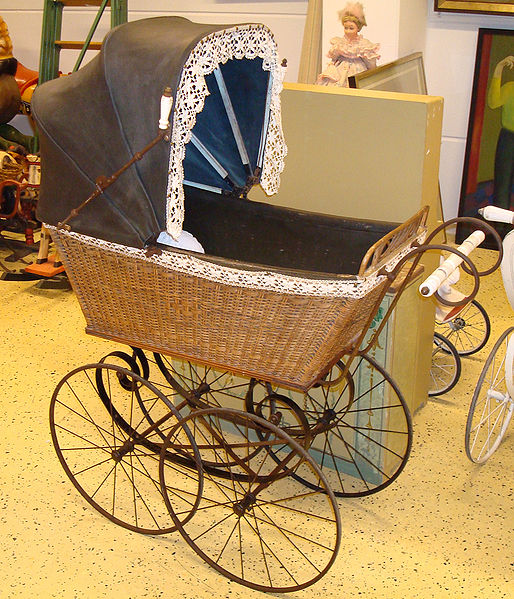 File:Kinderwagen, historisch.jpg