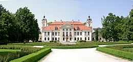 Kozłówka Palast zurück 2007.JPG