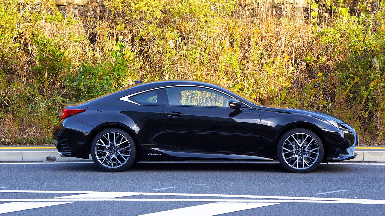 Image of LEXUS RC300h F SPORT Japan 2014 Side