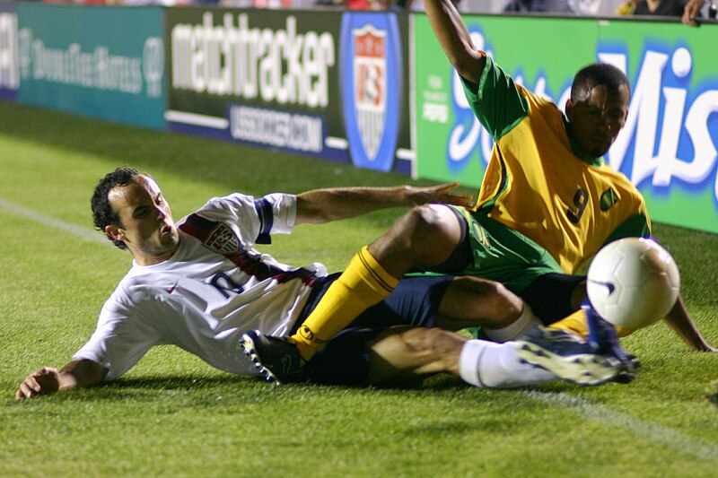 File:Landon Donovan vs Jamaica.jpg