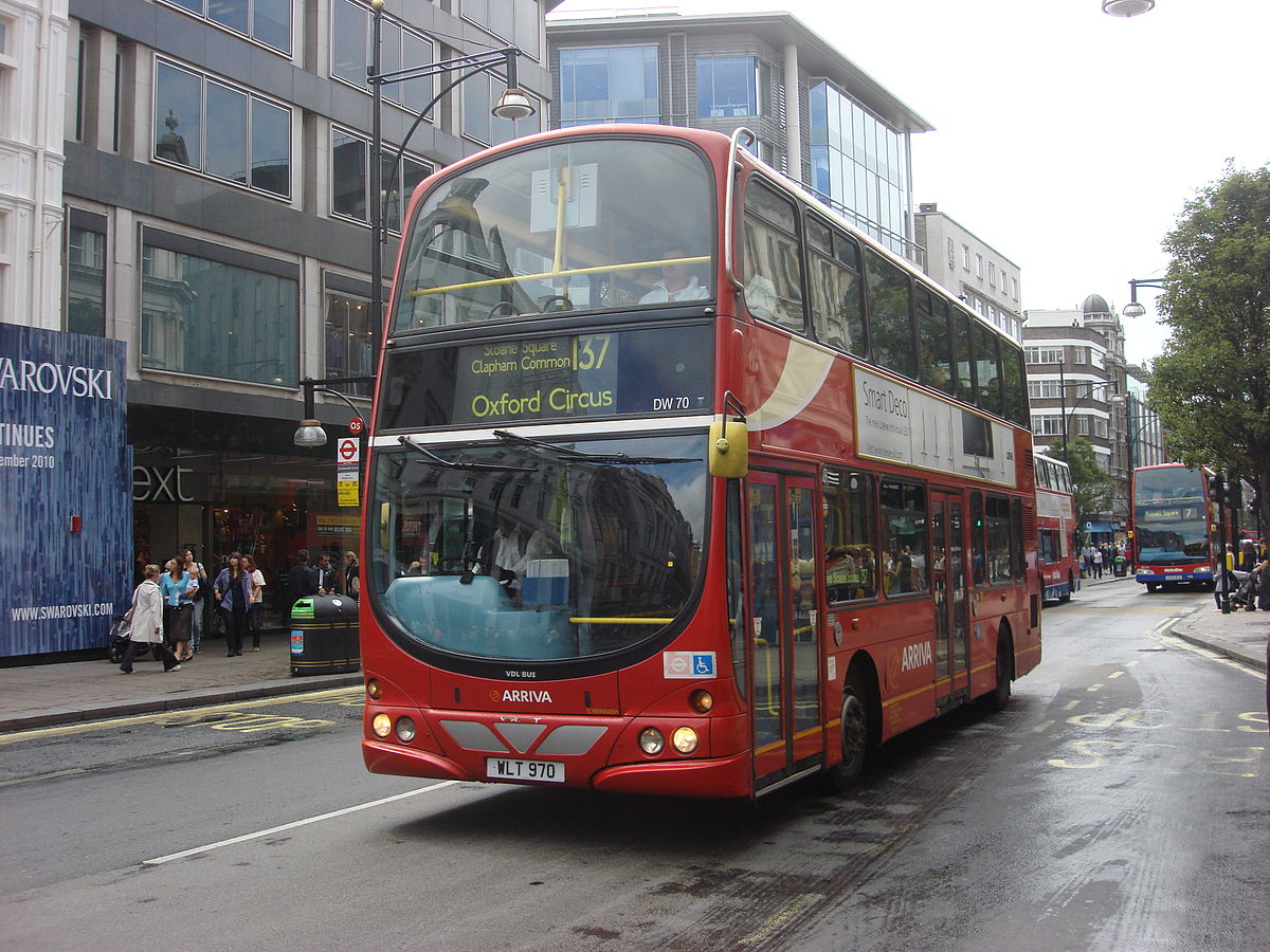 Oxford Street in London - One of London's busiest streets – Go Guides