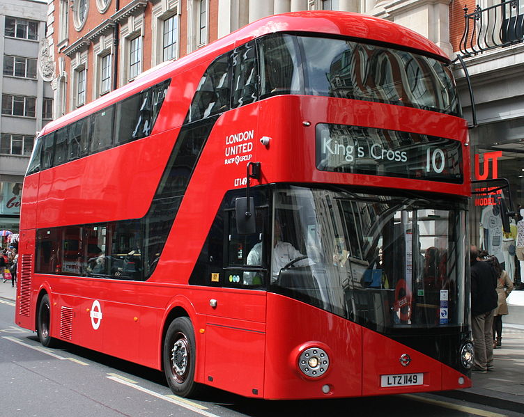 File:London United LT149 on Route 10, Oxford Street (cropped).jpg